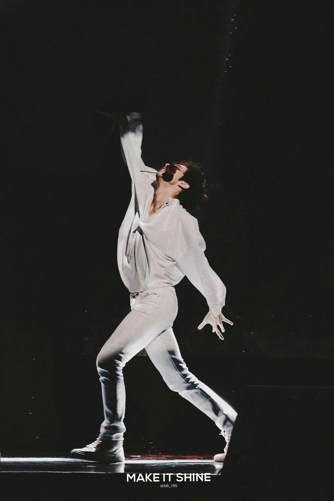 Justin de Dios, vocal, visual and maknae. Korean