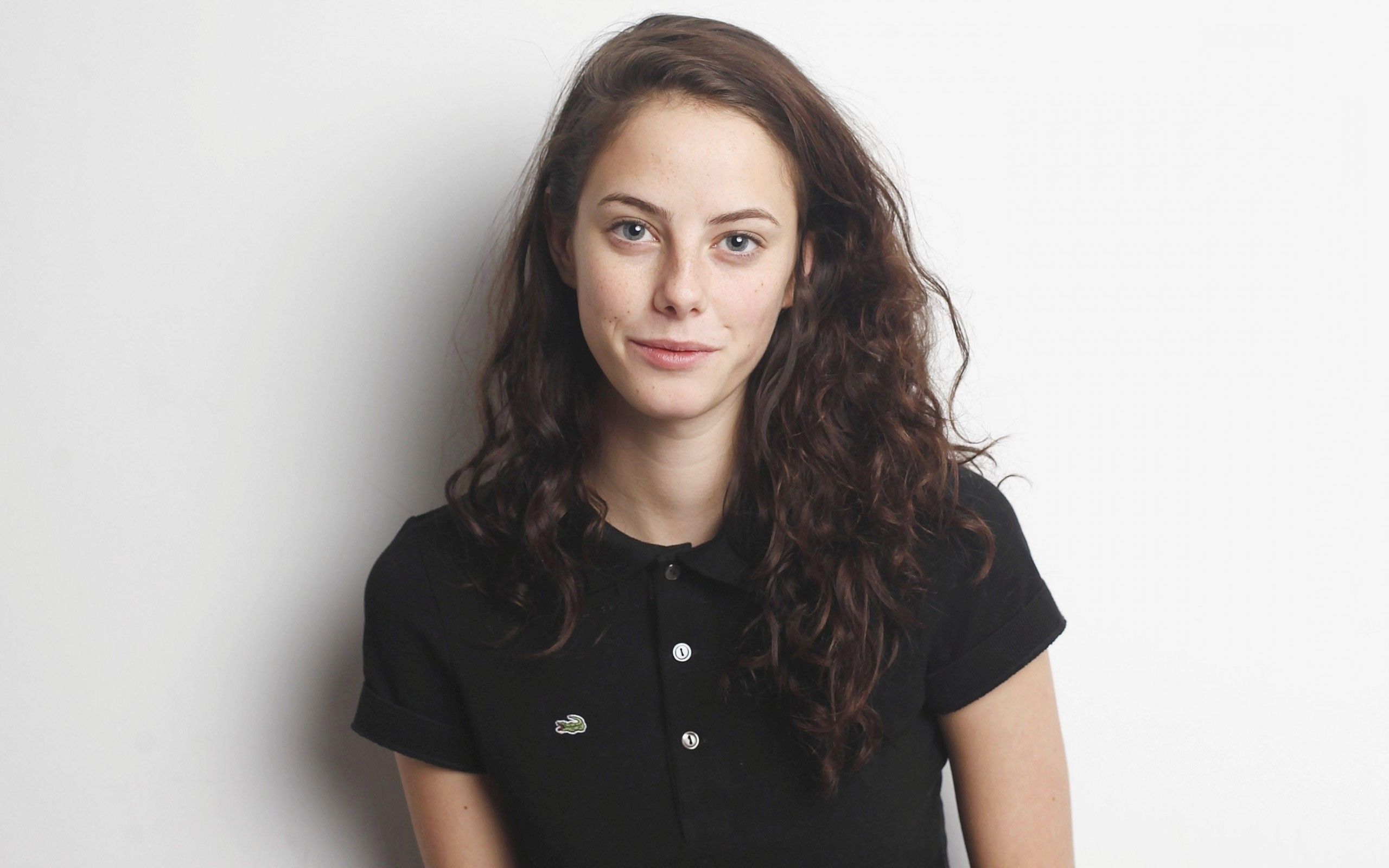 Gorgeous HD Kaya Scodelario Wallpaper