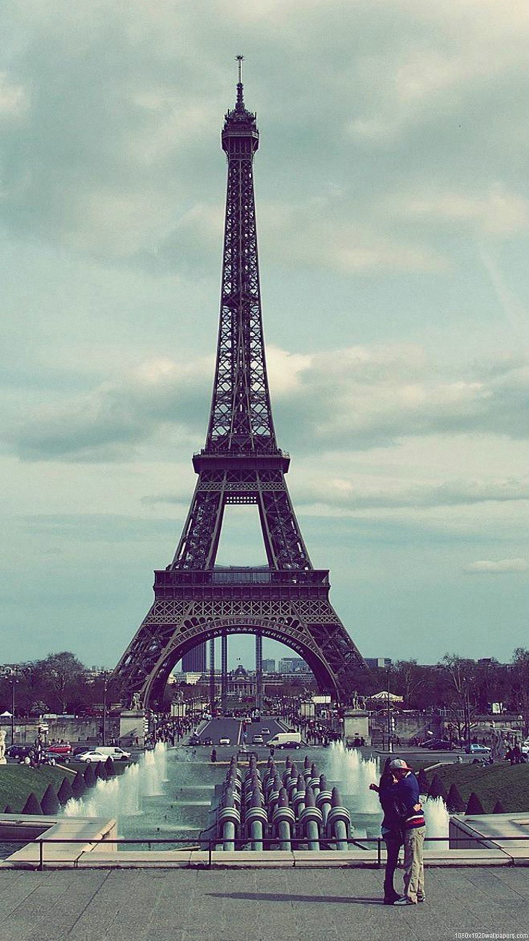 Eiffel Tower Love Wallpaper HD