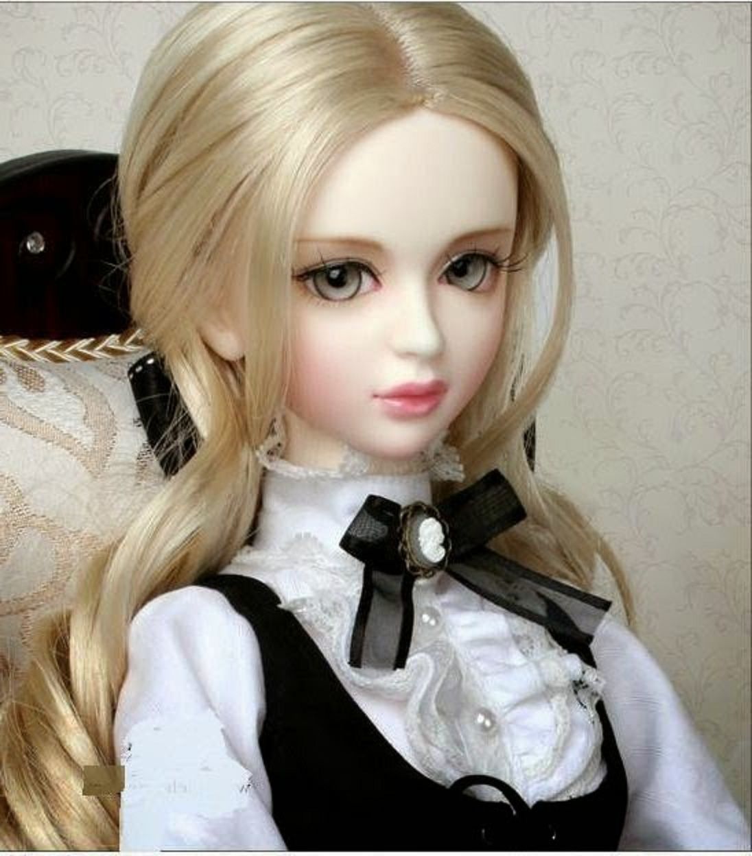 Beautiful Desktop HD Wallpaper Download: Cute Baby Barbie Doll