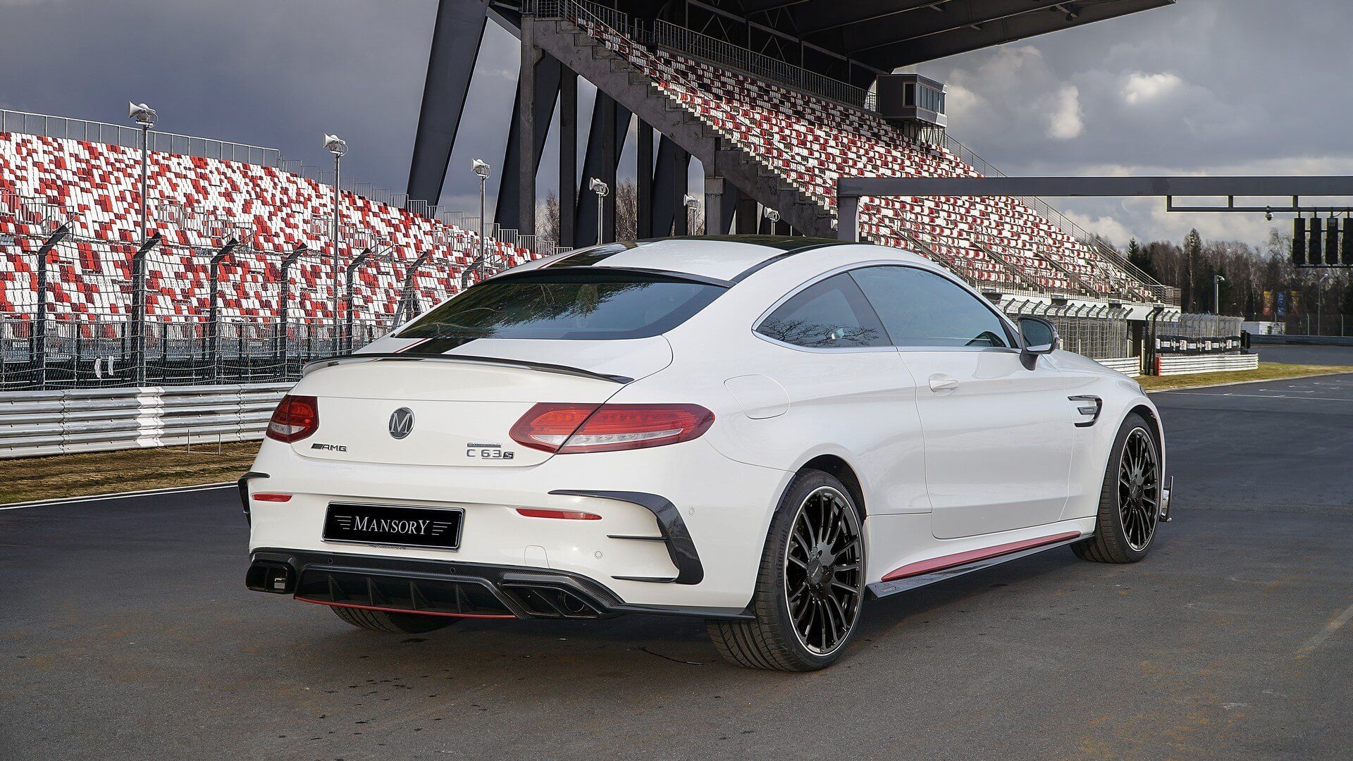 Mansory Turns Mercedes AMG C63 Into 650 HP, 193 MPH Coupe