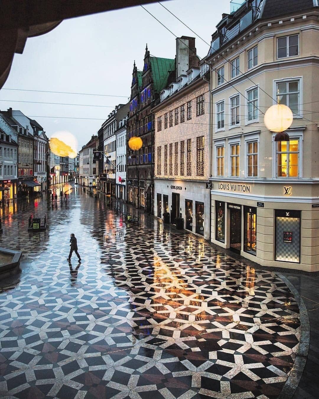 Beautiful rainy streets of Copenhagen ☔Denmark