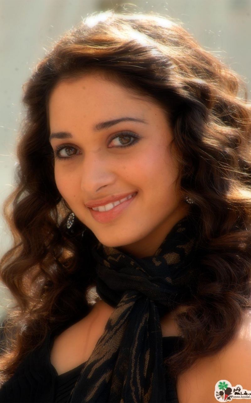 Free download Gallery Heroine TAMANNA Image Gallery Picture