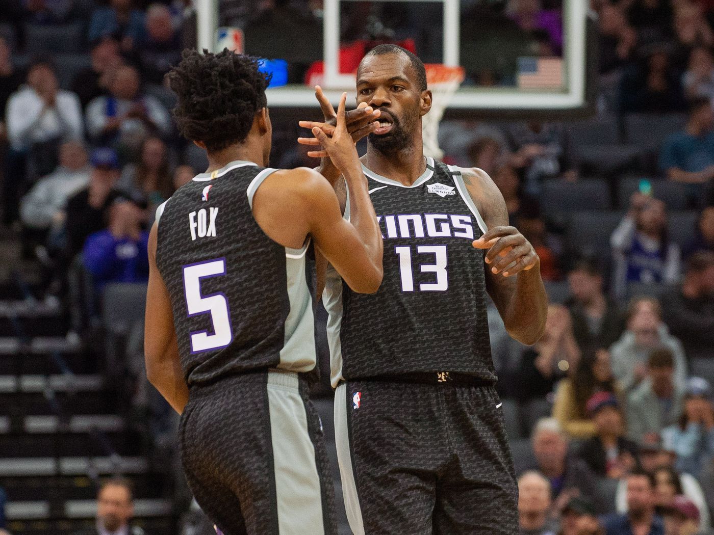 Dewayne Dedmon trade: Kings trade center back to Hawks, per report