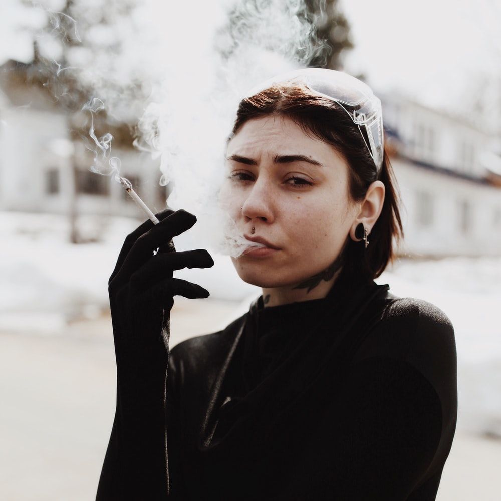 Girl Smoking Picture [HQ]. Download Free Image