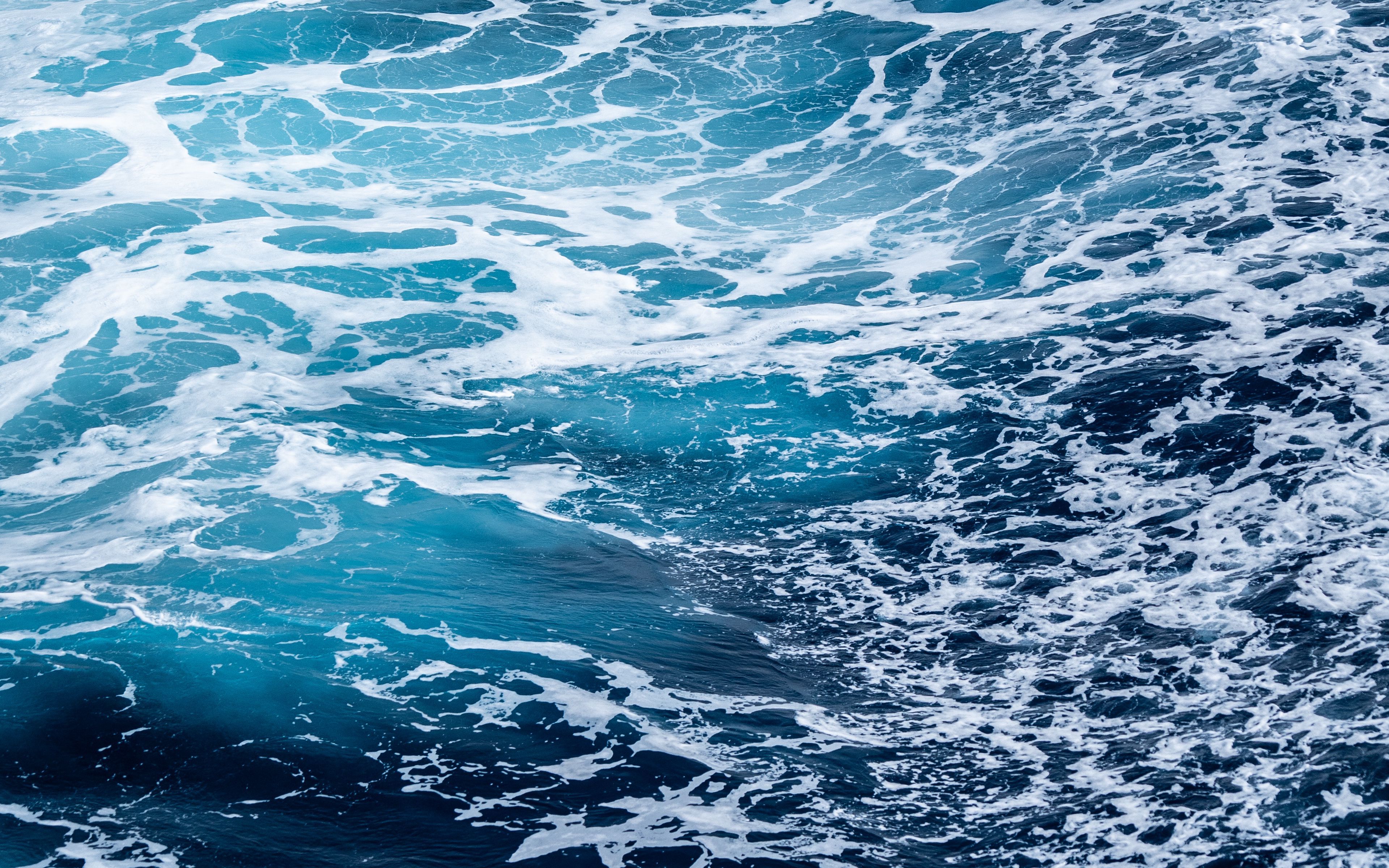 Download wallpaper 3840x2400 ocean, water, foam, waves 4k ultra HD