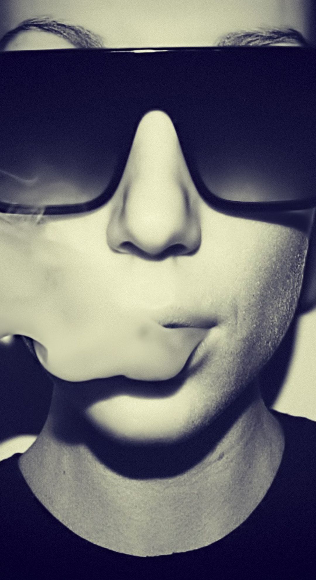 Smoking Girl Sunglasses IPhone 6 6 Plus And IPhone 5 4 Wallpaper