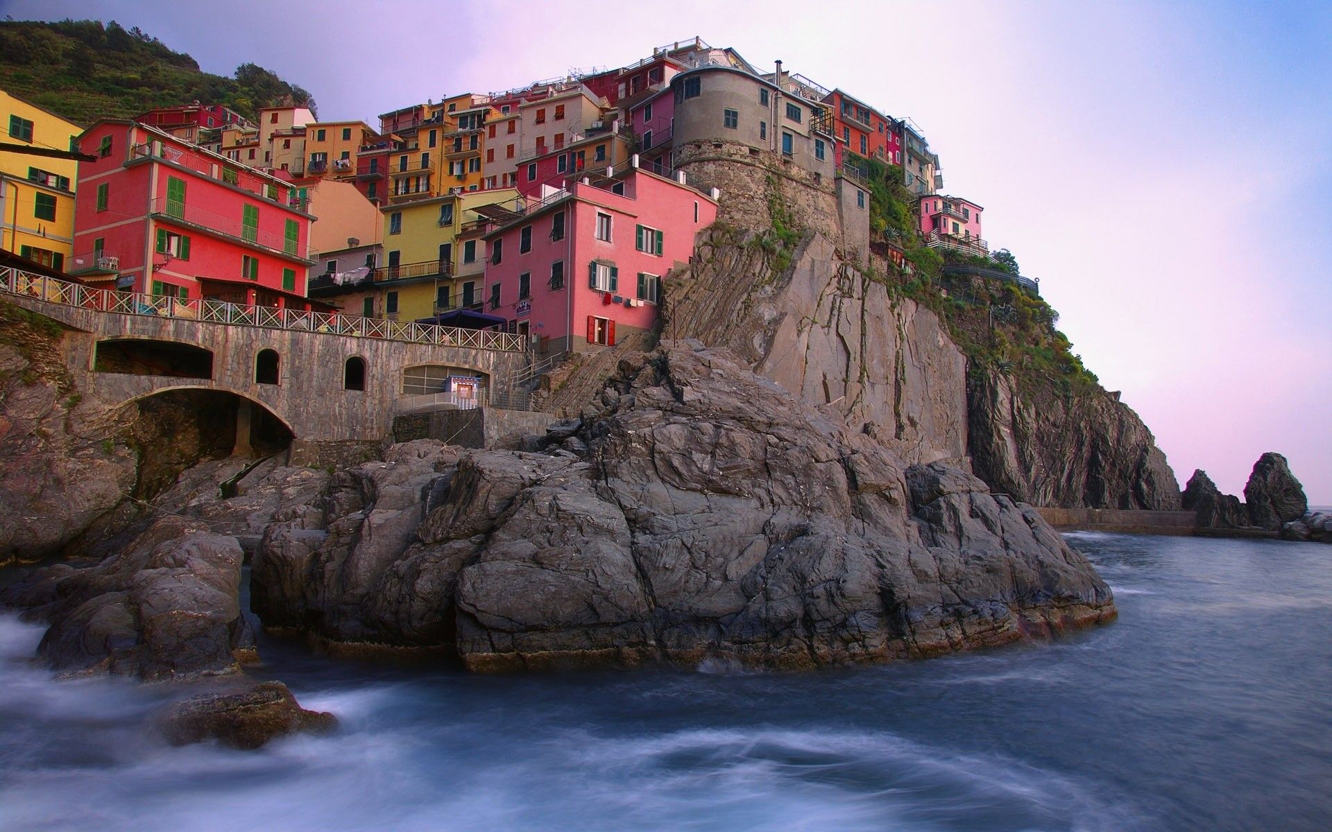 Manarola, mediterranean, world, wallpaper, rocks, houses, sea