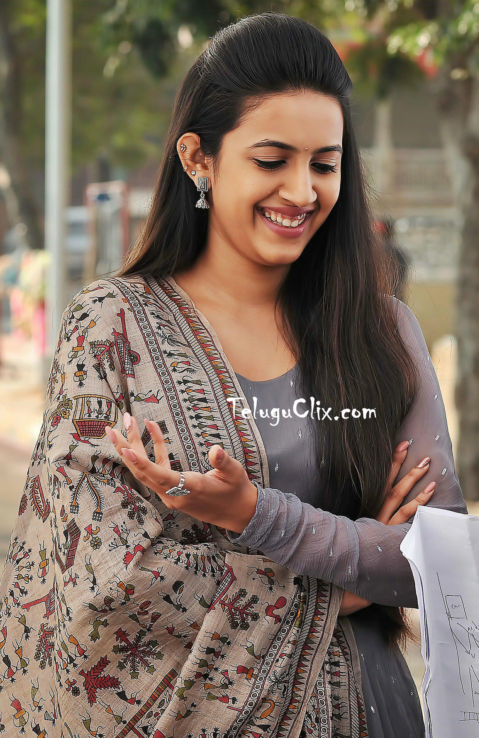 Niharika Konidela Wallpapers - Wallpaper Cave