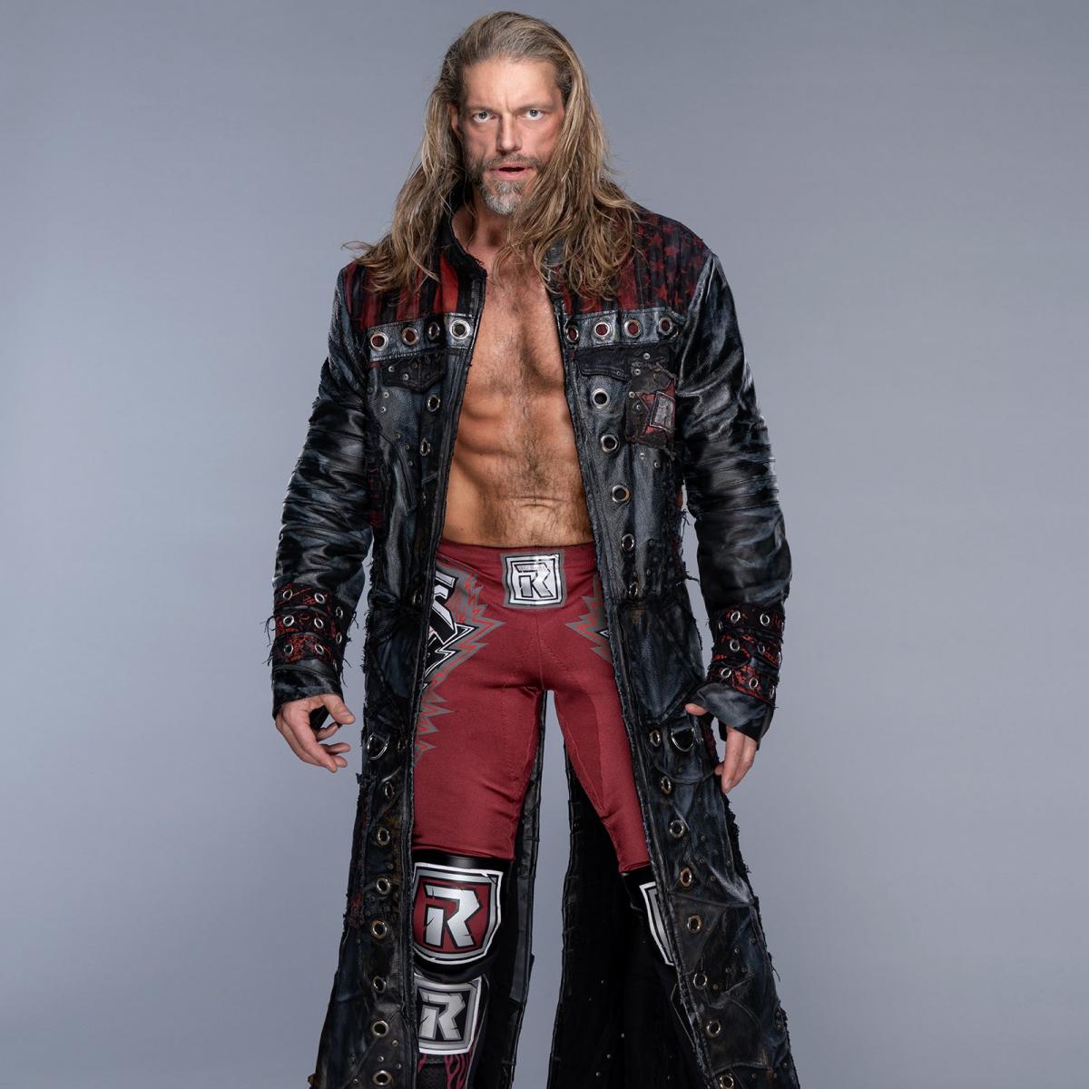 Edge's return photo shoot: photo