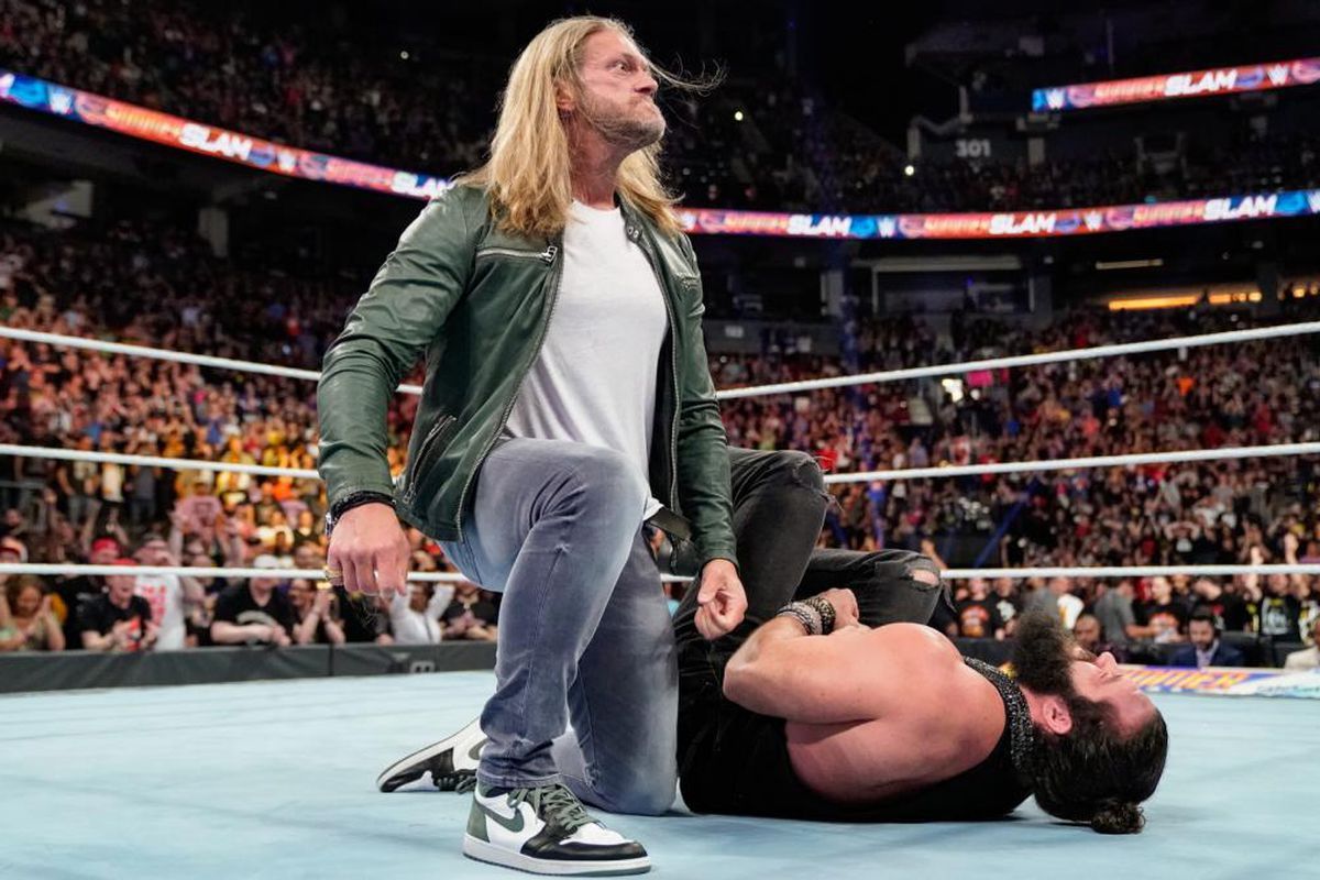 New contract hints at Edge returning to the ring in 2020