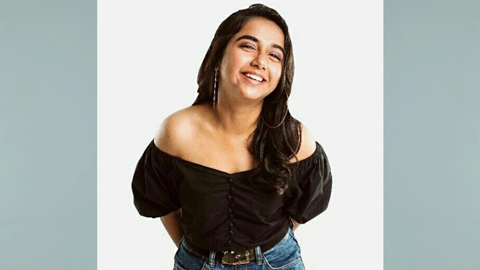 LifeInALockdown: Prajakta Koli is bonding with friends over video