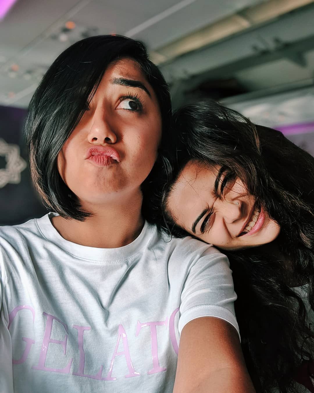 Follow Me Rishita Surve•̀.̫•́✧. Fashion