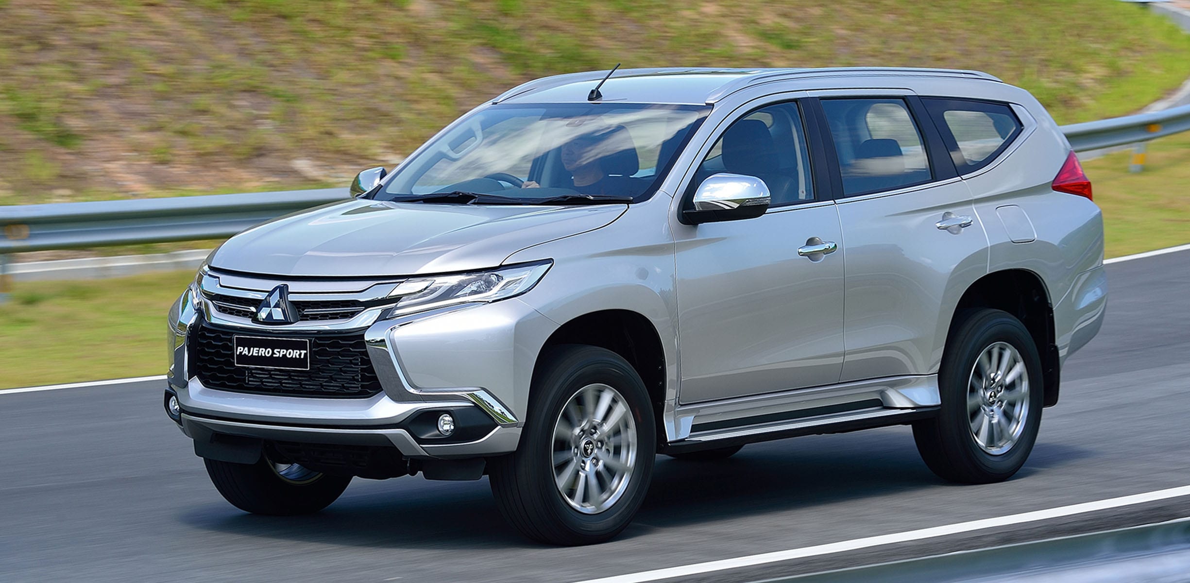 Mitsubishi Pajero Sport 3 HD Wallpaperwallpaper.net