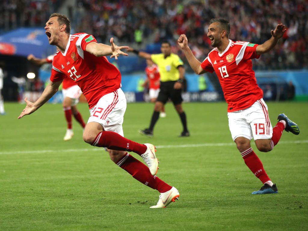 World Cup News Russia beat Egypt to close in on World Cup last 16