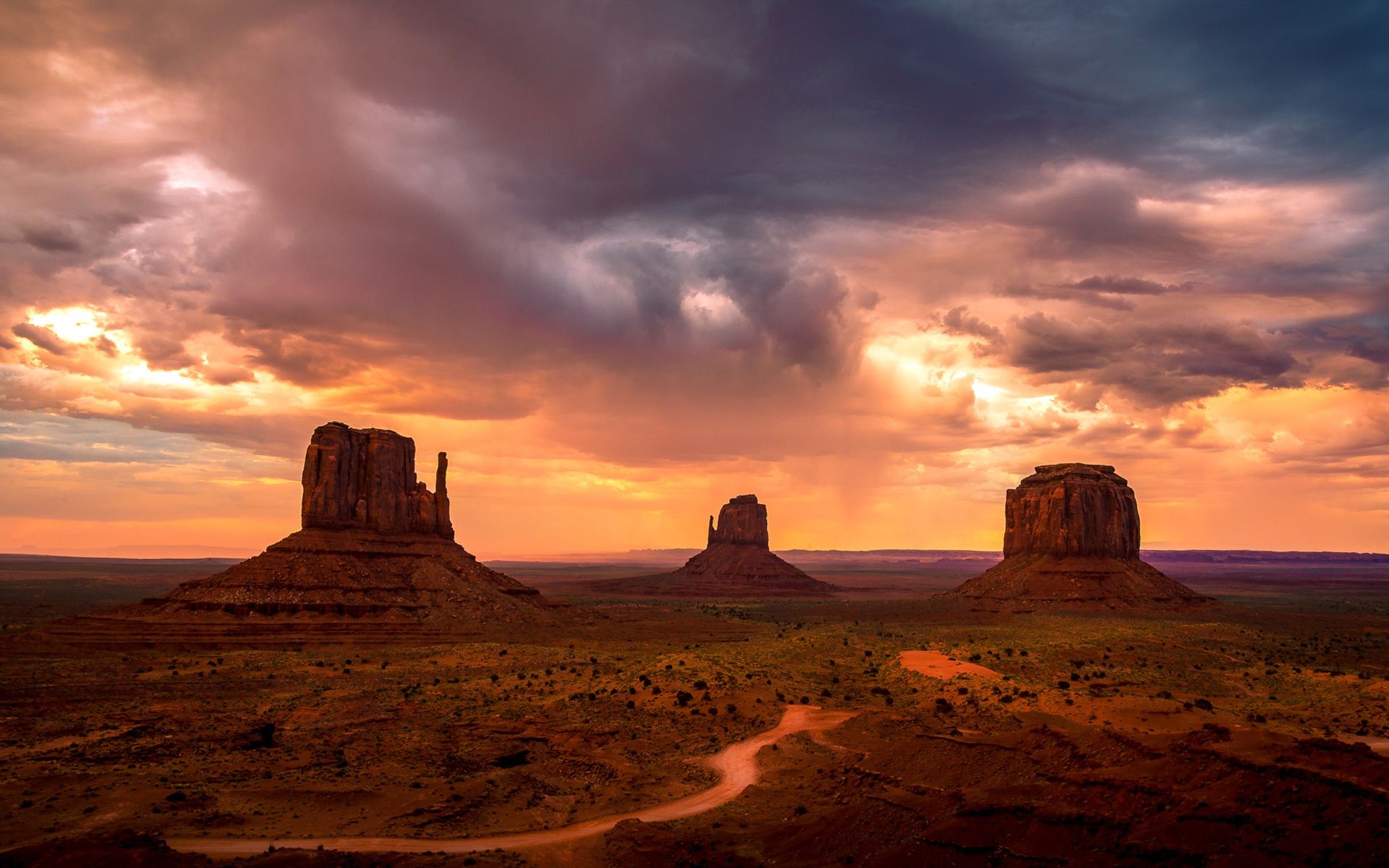 Wallpaper Monument Valley, USA, mountains, sky, red clouds, sunset