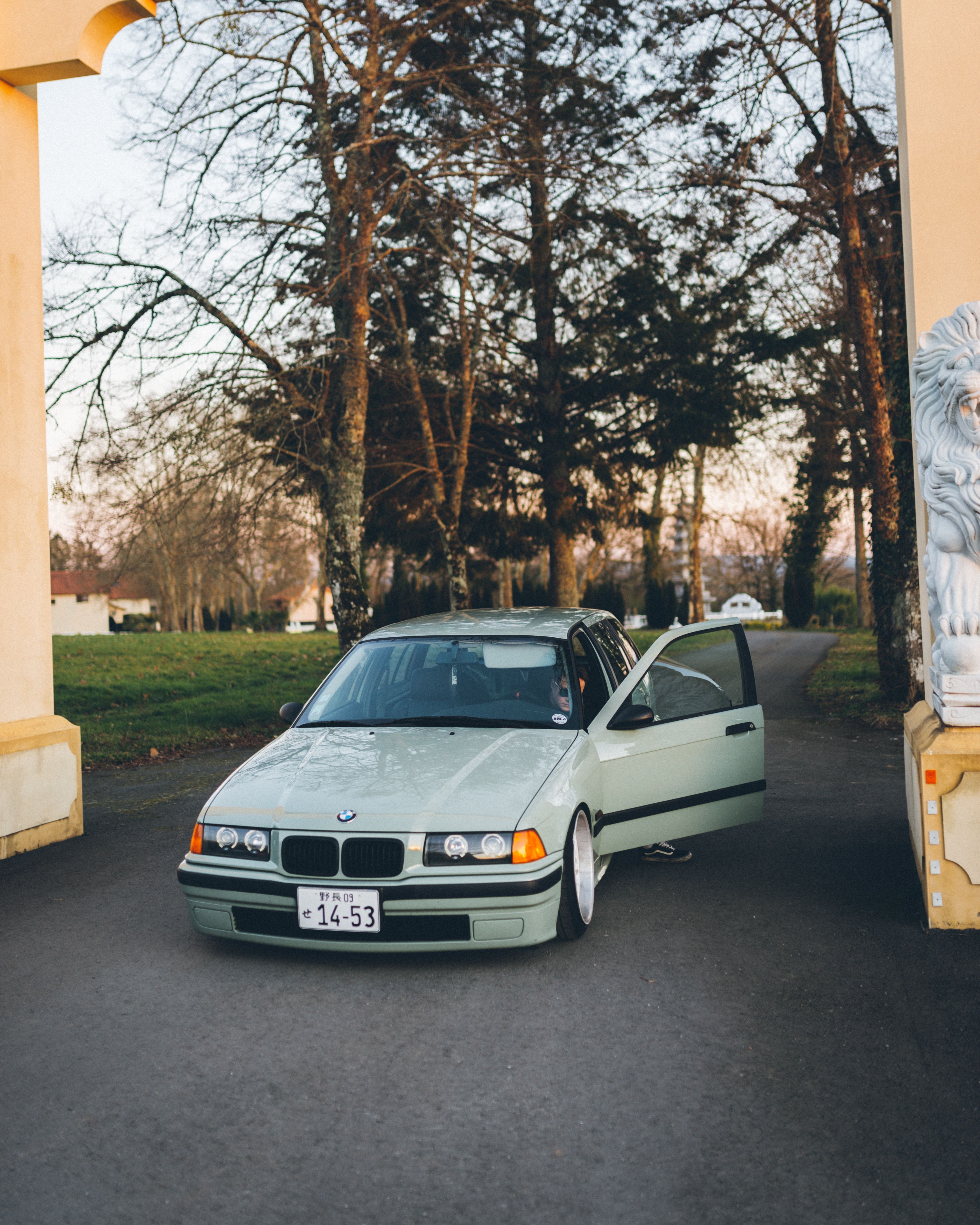 Silver Bmw E36 · Free