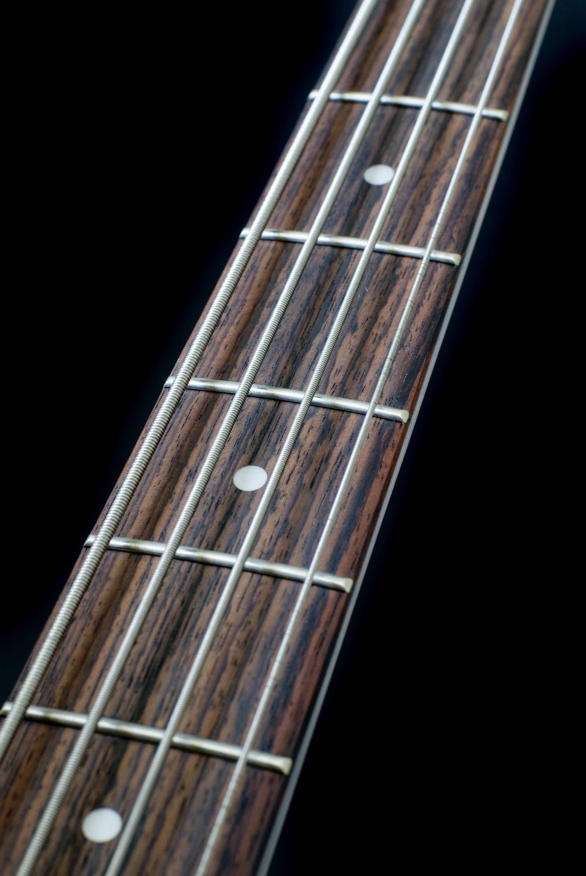 Bass Guitar iPhone Wallpaper