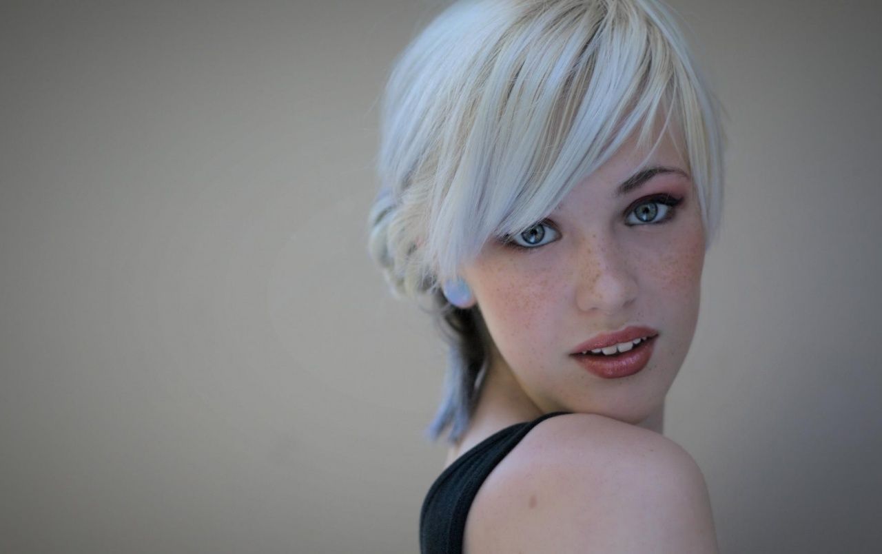 Grey Blonde Short Hair wallpaper. Grey Blonde Short Hair stock