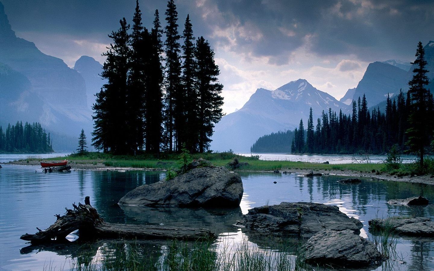 Nature Alberta spirit National Park Jasper National Park Maligne Lake wallpaperx900
