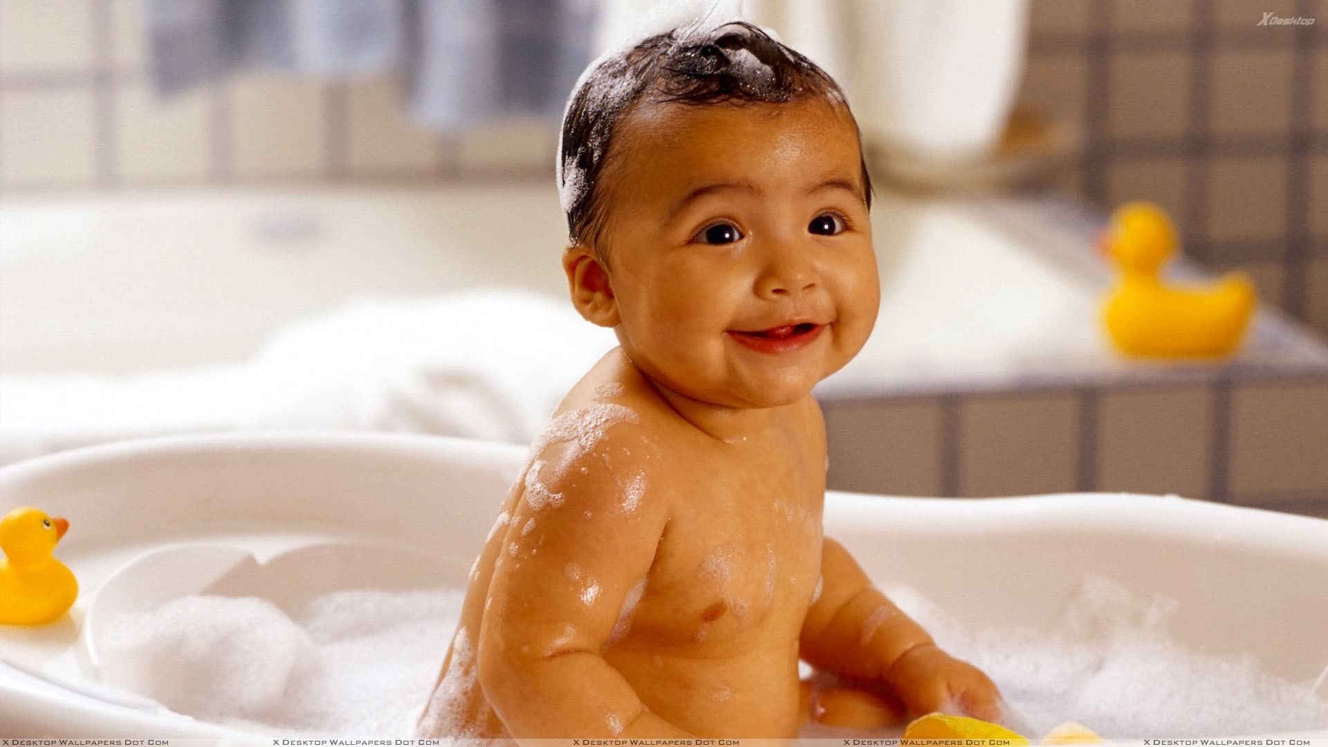 Cute Baby Bathing HD Image India Wallpaper