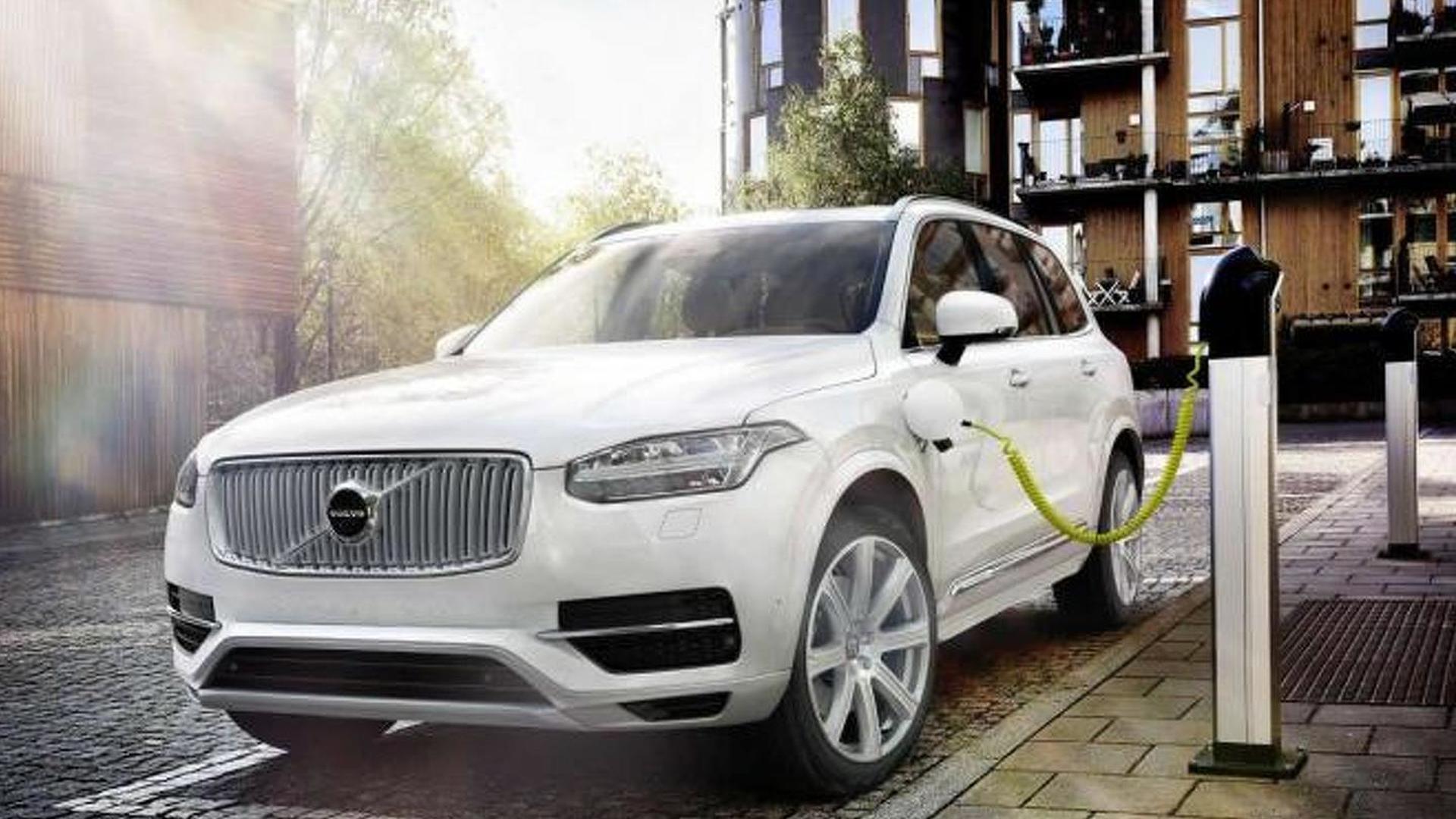 Volvo XC90 SUV official image leaked