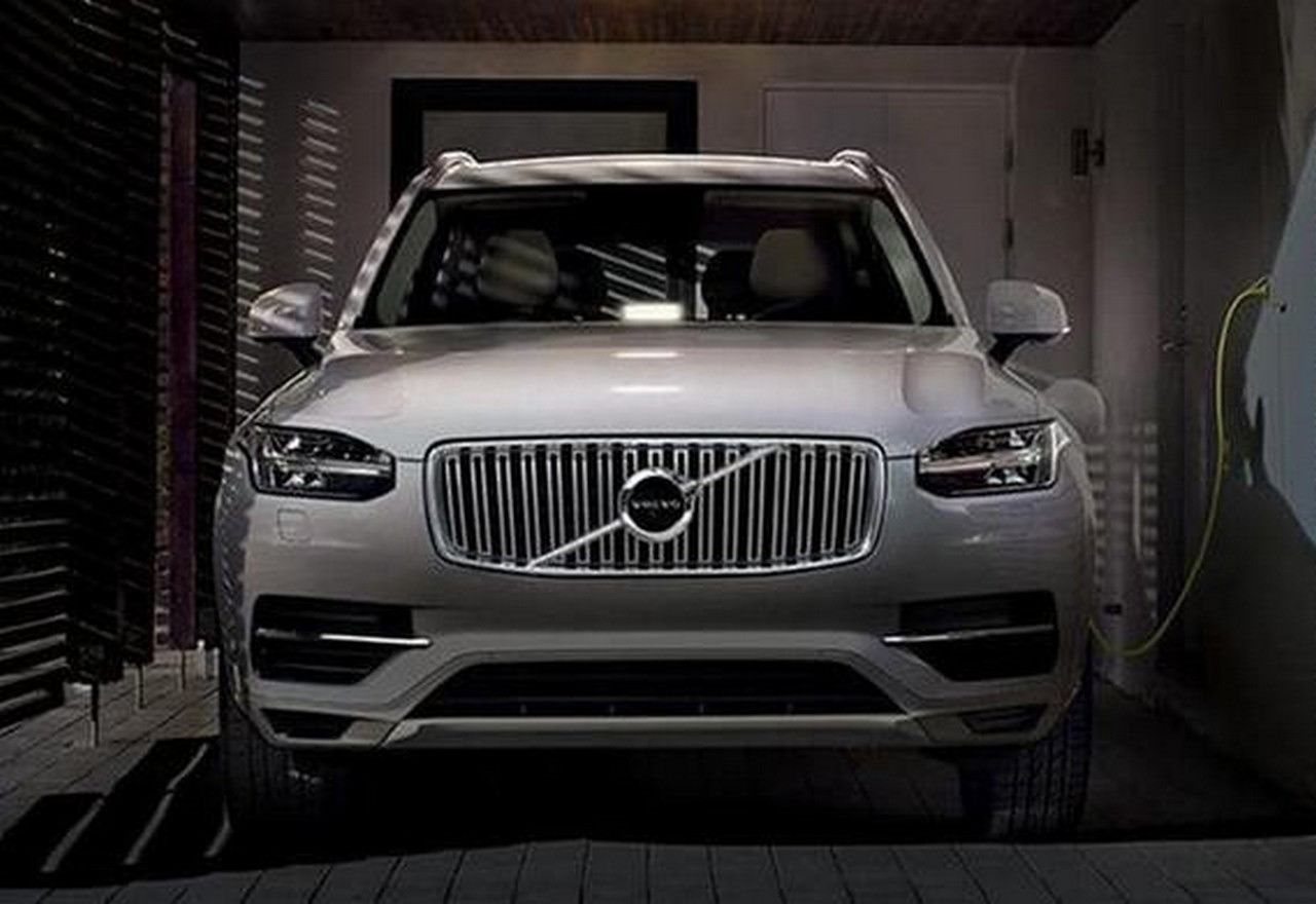 Volvo Xc90 Wallpaper
