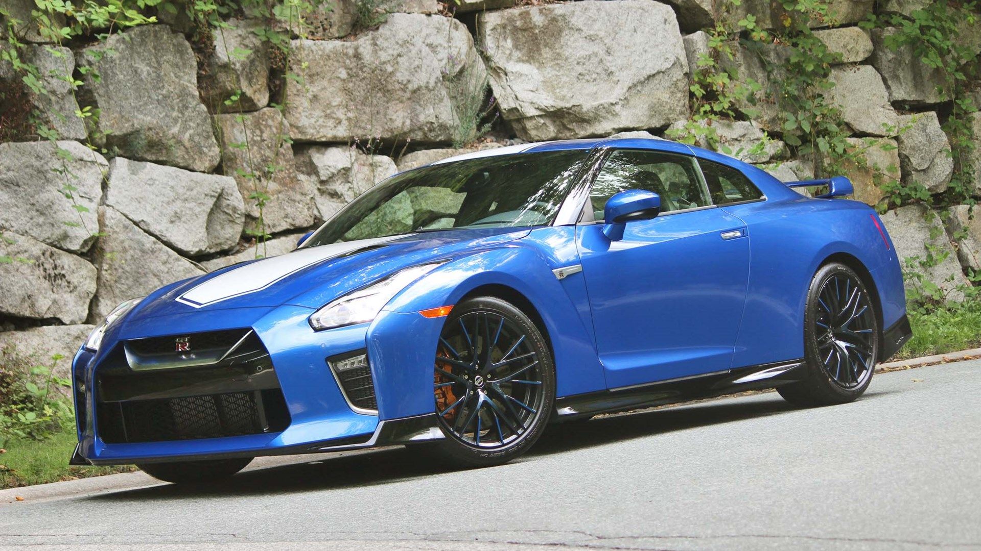 Nissan GT R Review