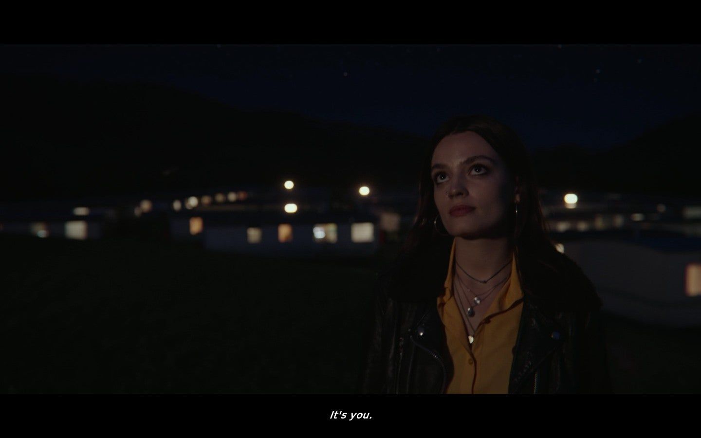 Did Maeve Wiley hear the New Message in S02E08 or did she at