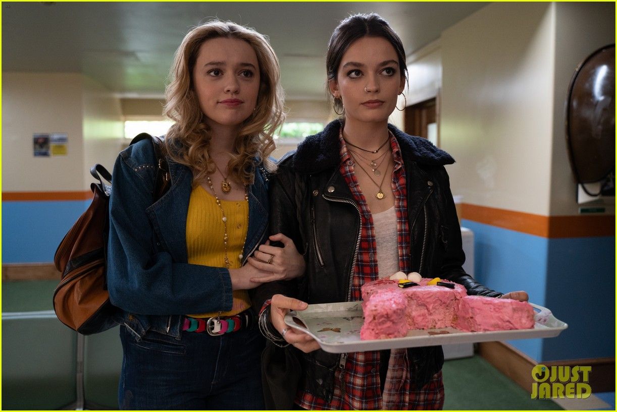 Otis & Maeve Are Back in Business For Netflix's 'Sex Education