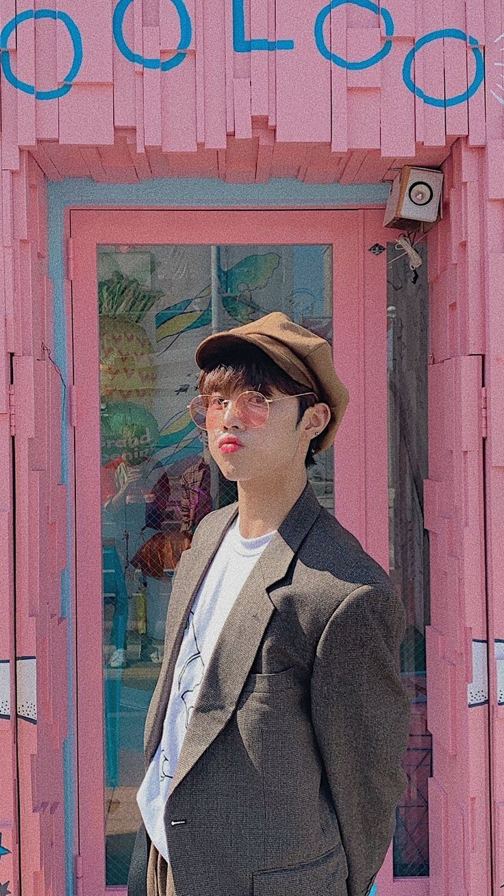 kim sunwoo / the boyz / lockscreen / wallpaper Dengan gambar