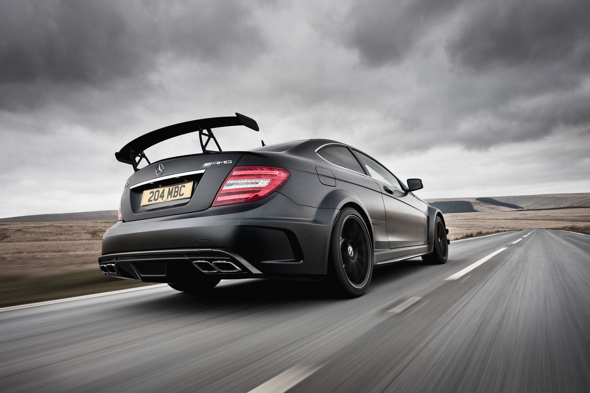 Free download C63 AMG Wallpaper [2048x1365] for your Desktop