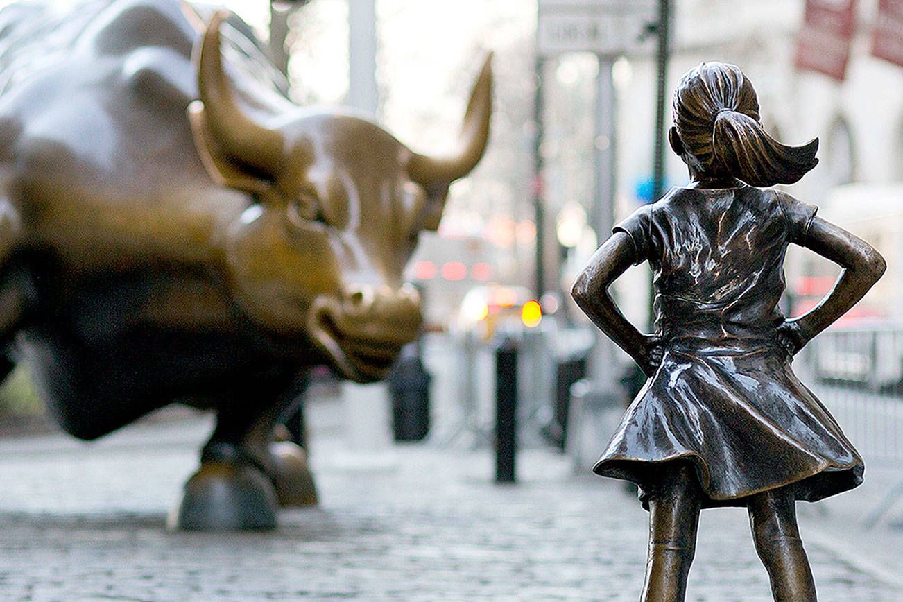 Fearless Girl' statue opposite bull stays through February