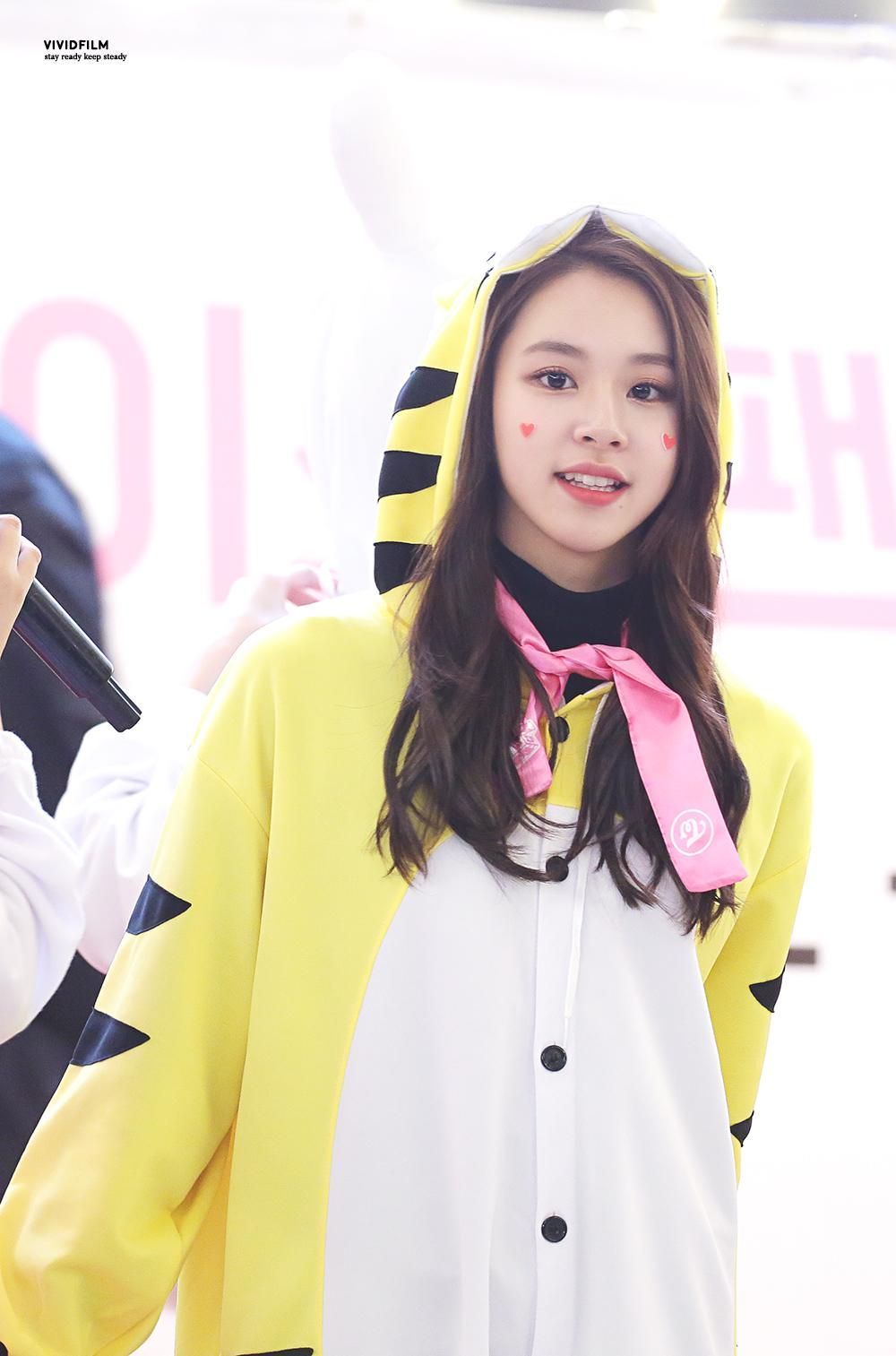 Free download Chaeyoung desktopphone wallpaper twice T W I C E in 2019 [1000x1513] for your Desktop, Mobile & Tablet. Explore Son Chaeyoung Wallpaper. Son Chaeyoung Wallpaper, Chaeyoung Wallpaper, Park Chaeyoung Wallpaper