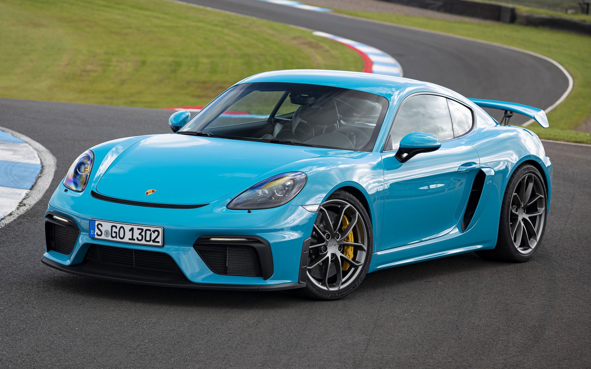 Porsche Cayman Gt Wallpapers Wallpaper Cave