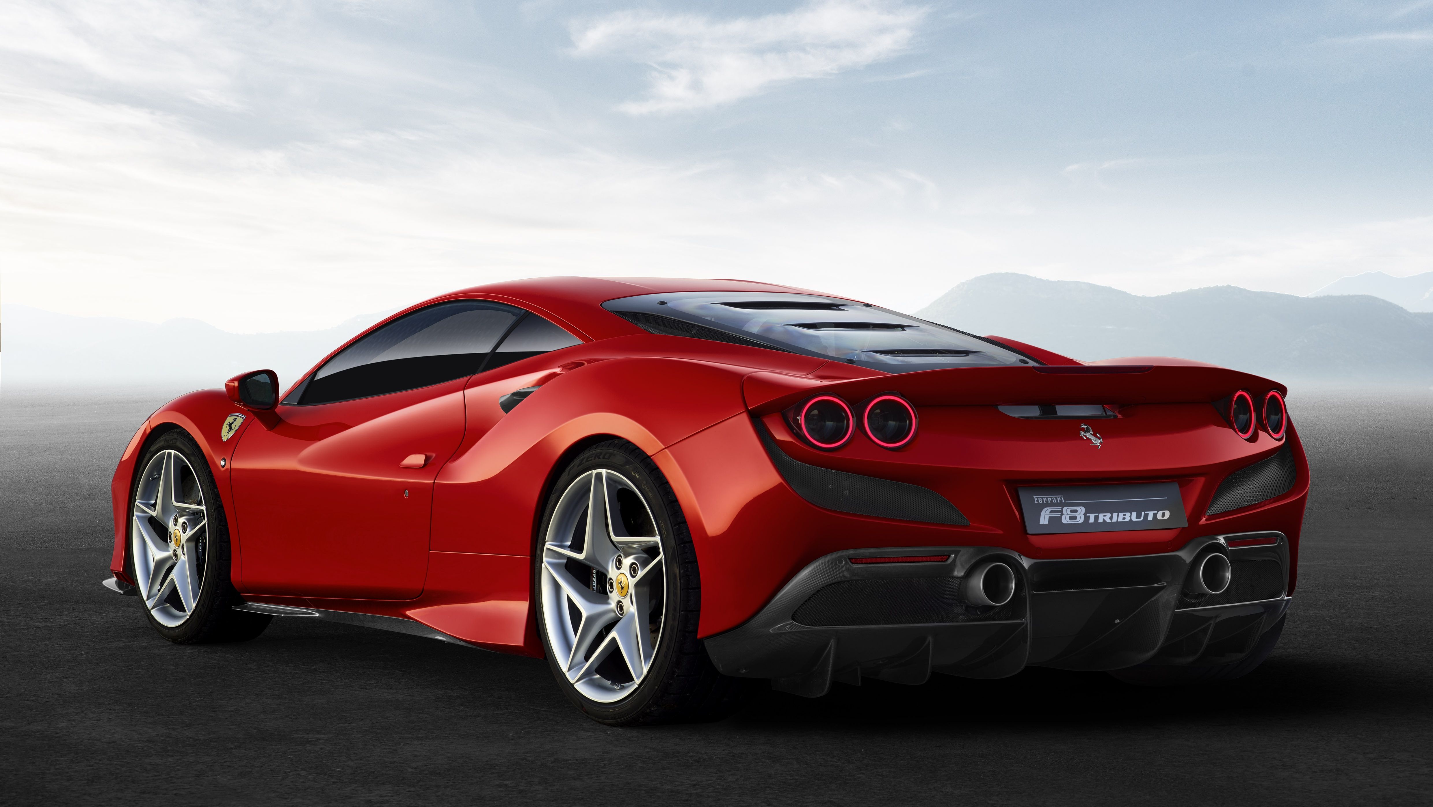 Ferrari F8 Tributo Review and Specs