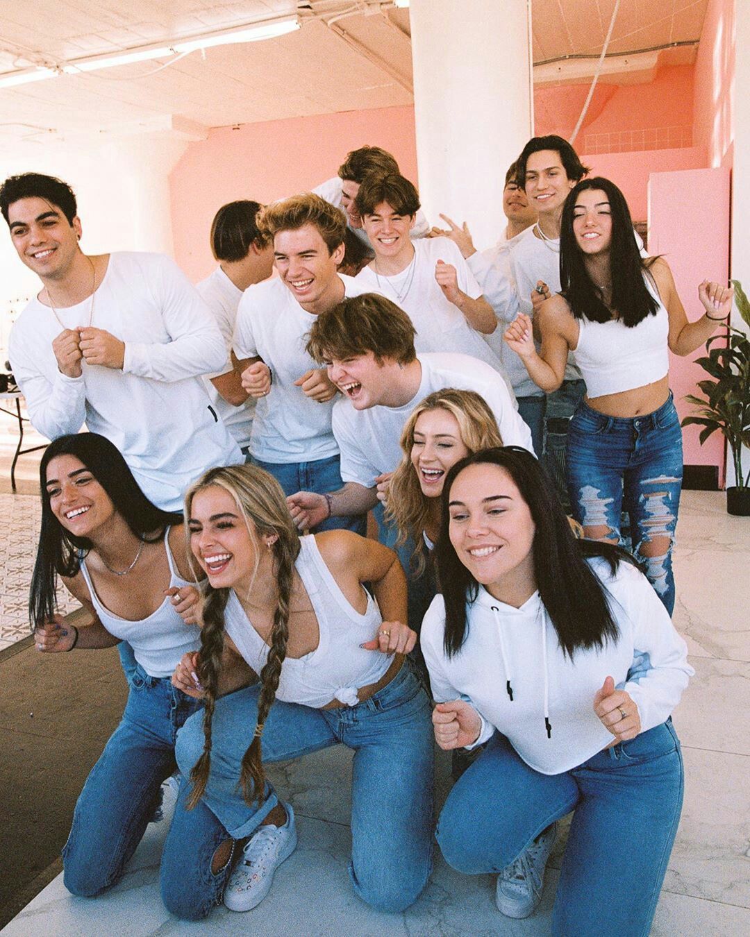 Tik tok. American girl