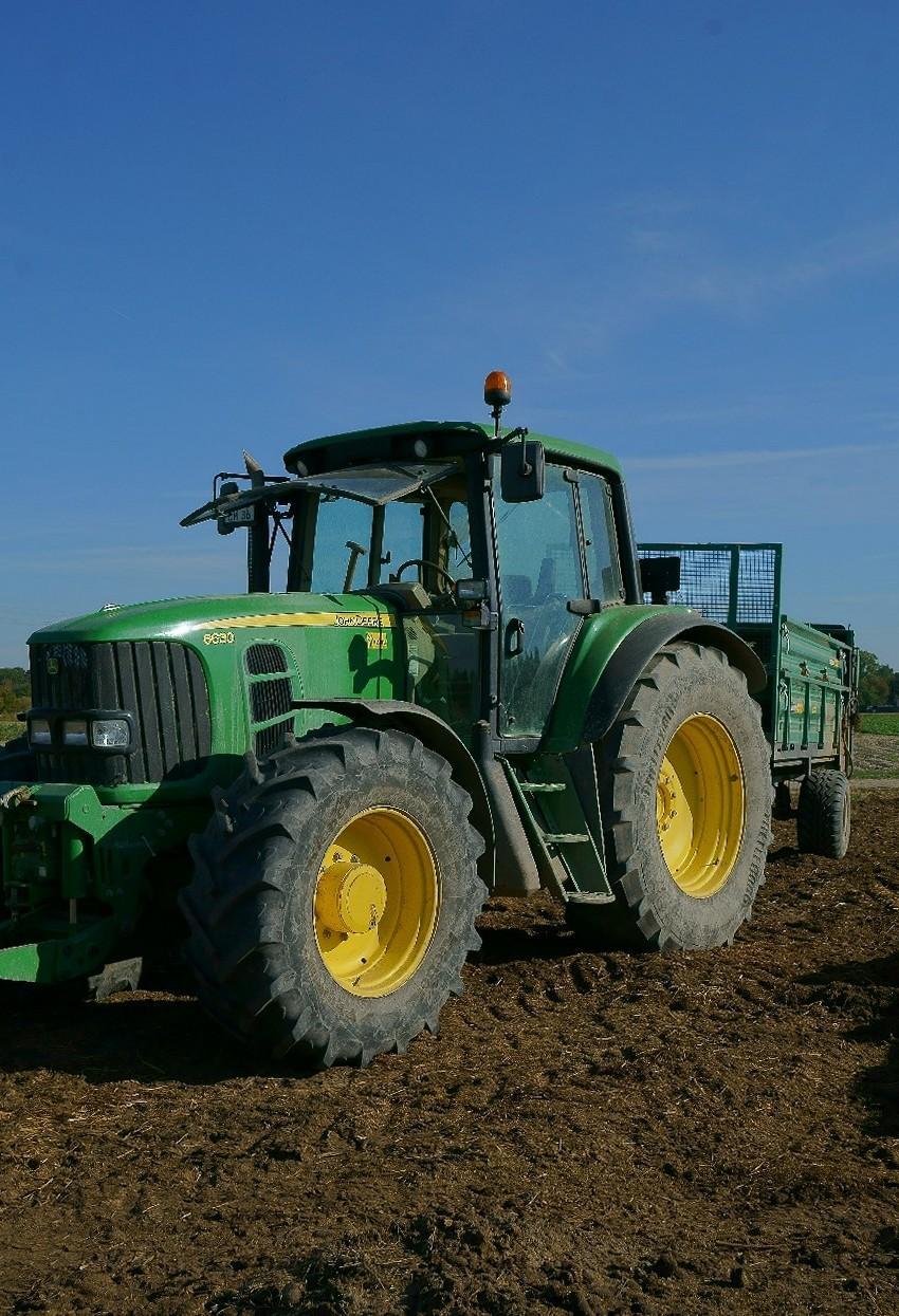 New Wallpaper John Deere Tractors for Android