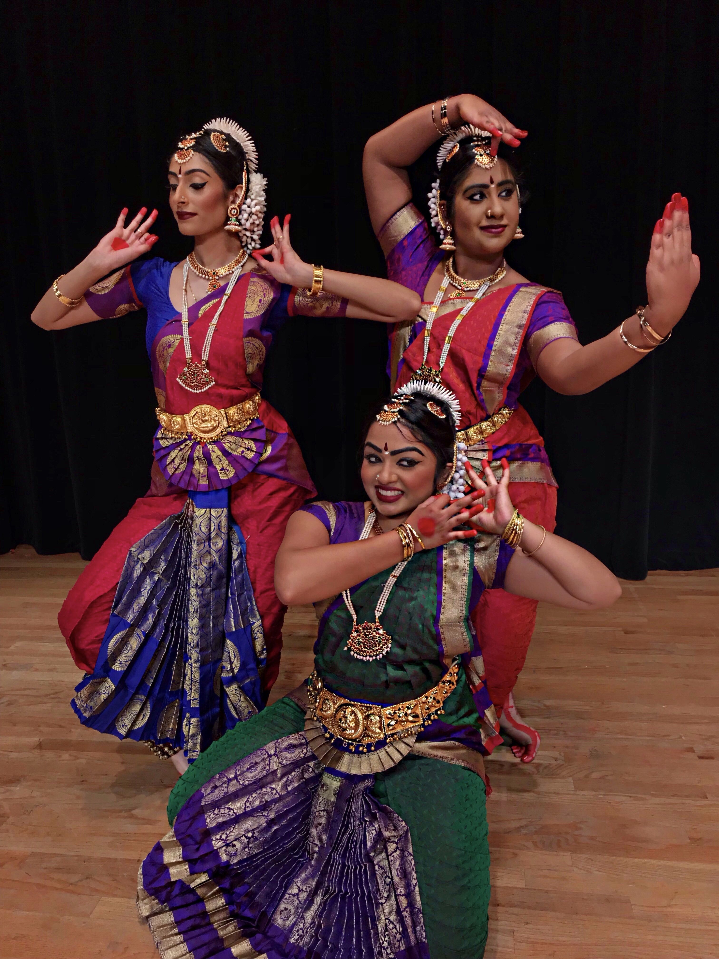 Bharatanatyam Stock Photos, Royalty Free Bharatanatyam Images |  Depositphotos