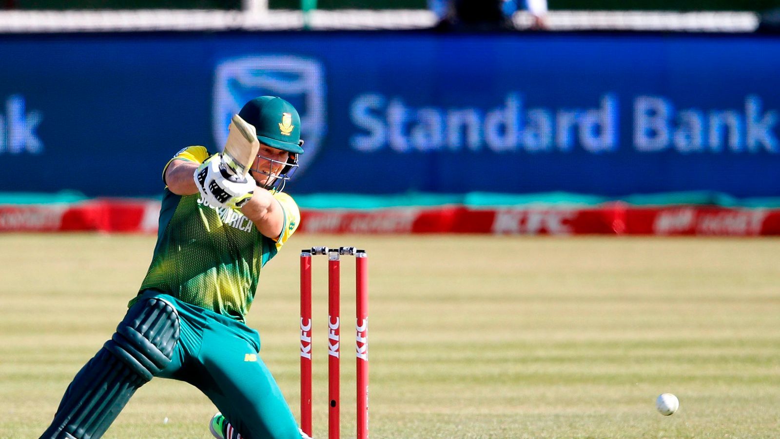 South Africa's David Miller smashes fastest T20I hundred off 35