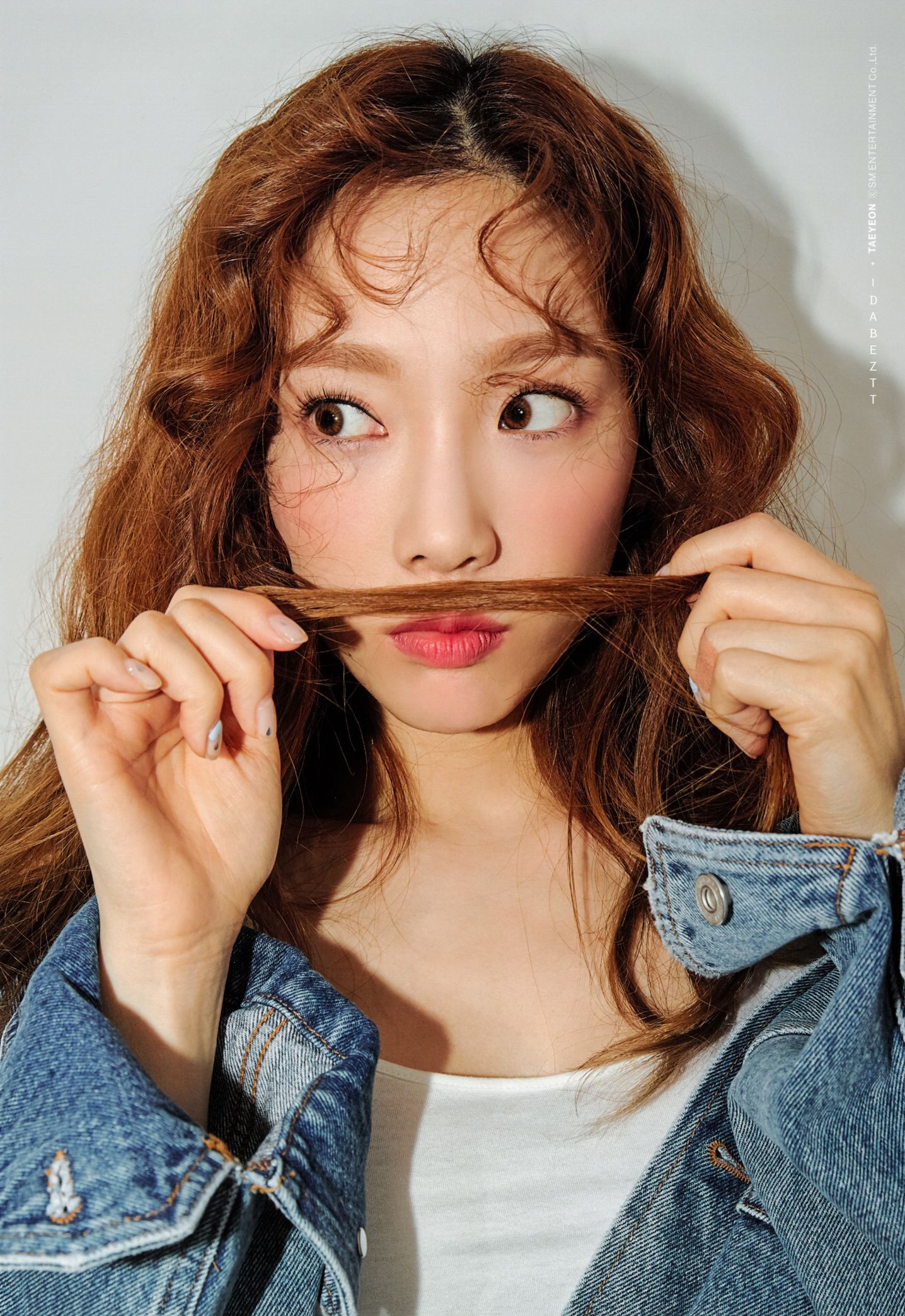 Taeyeon Oh!GG 2019 Calendar. Girls' generation