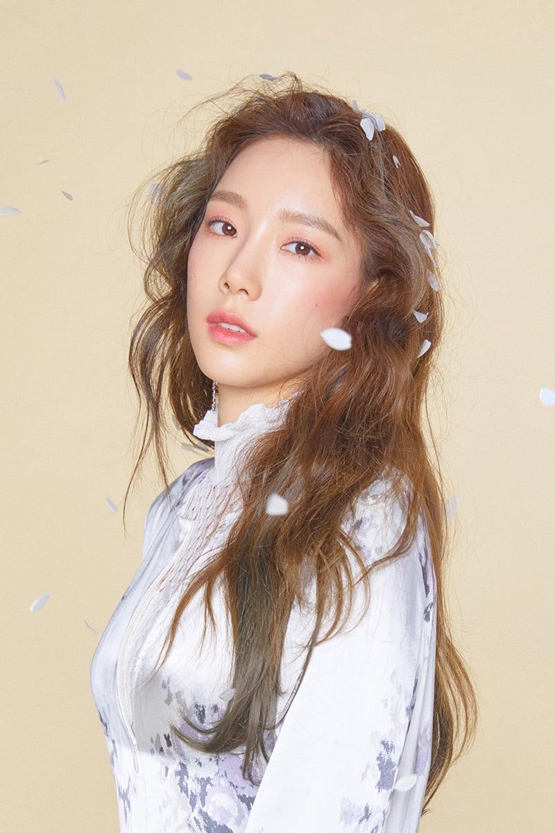 Update: Girls' Generation's Taeyeon Stuns In More Gorgeous “Four