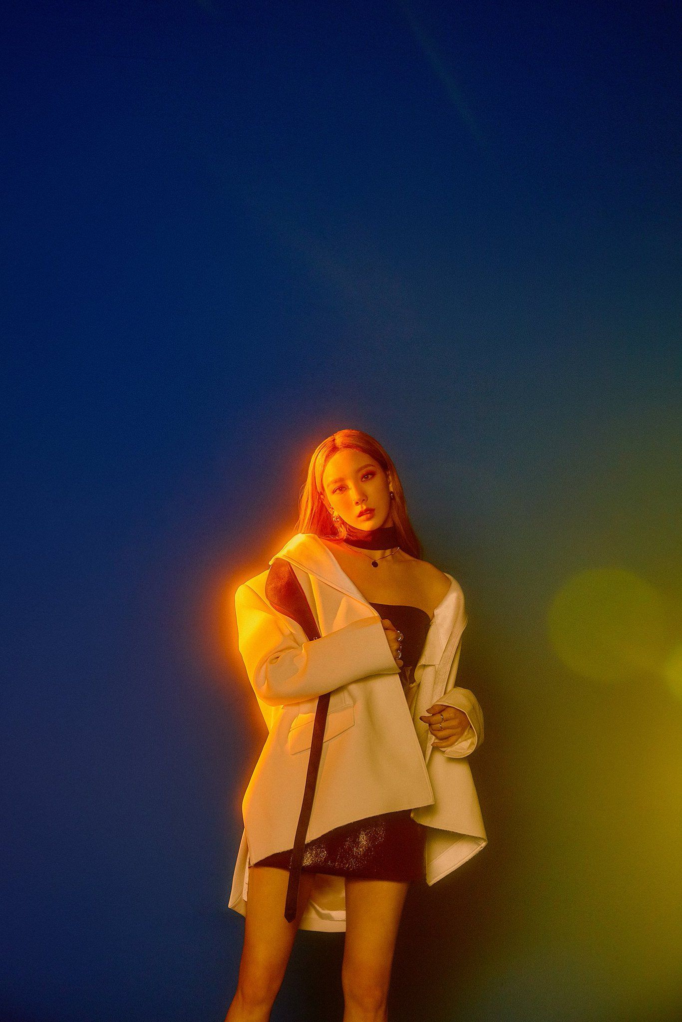 Update: Girls' Generation's Taeyeon Sizzles In New Teasers