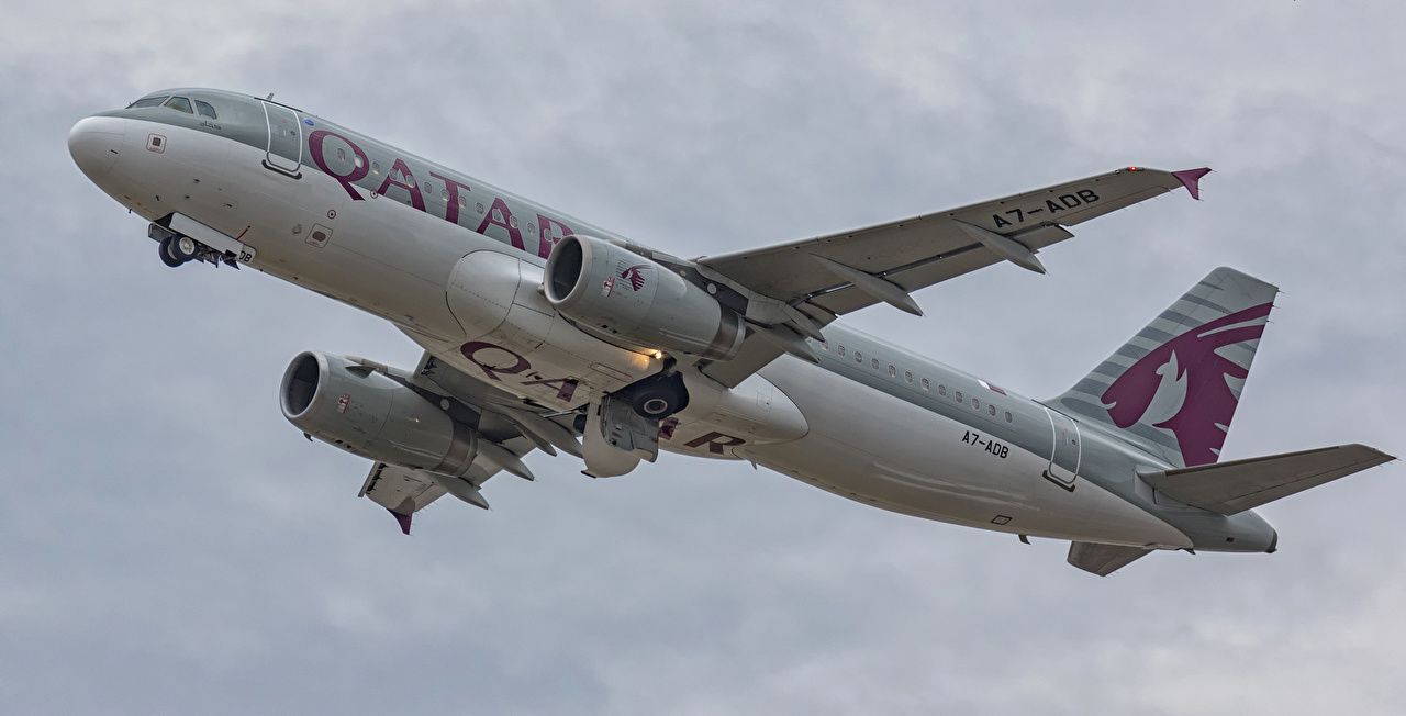Photo Airbus Airplane Passenger Airplanes Qatar Airways A320 232