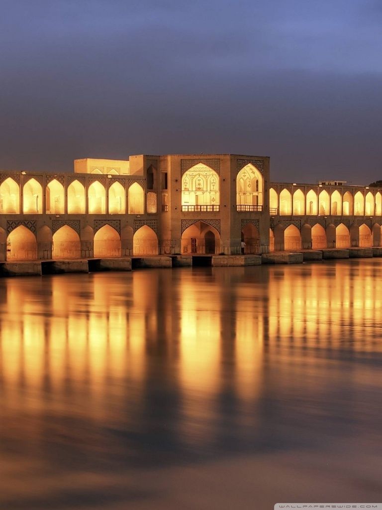 Khaju Bridge At Dusk, Isfahan, Iran Ultra HD Desktop Background