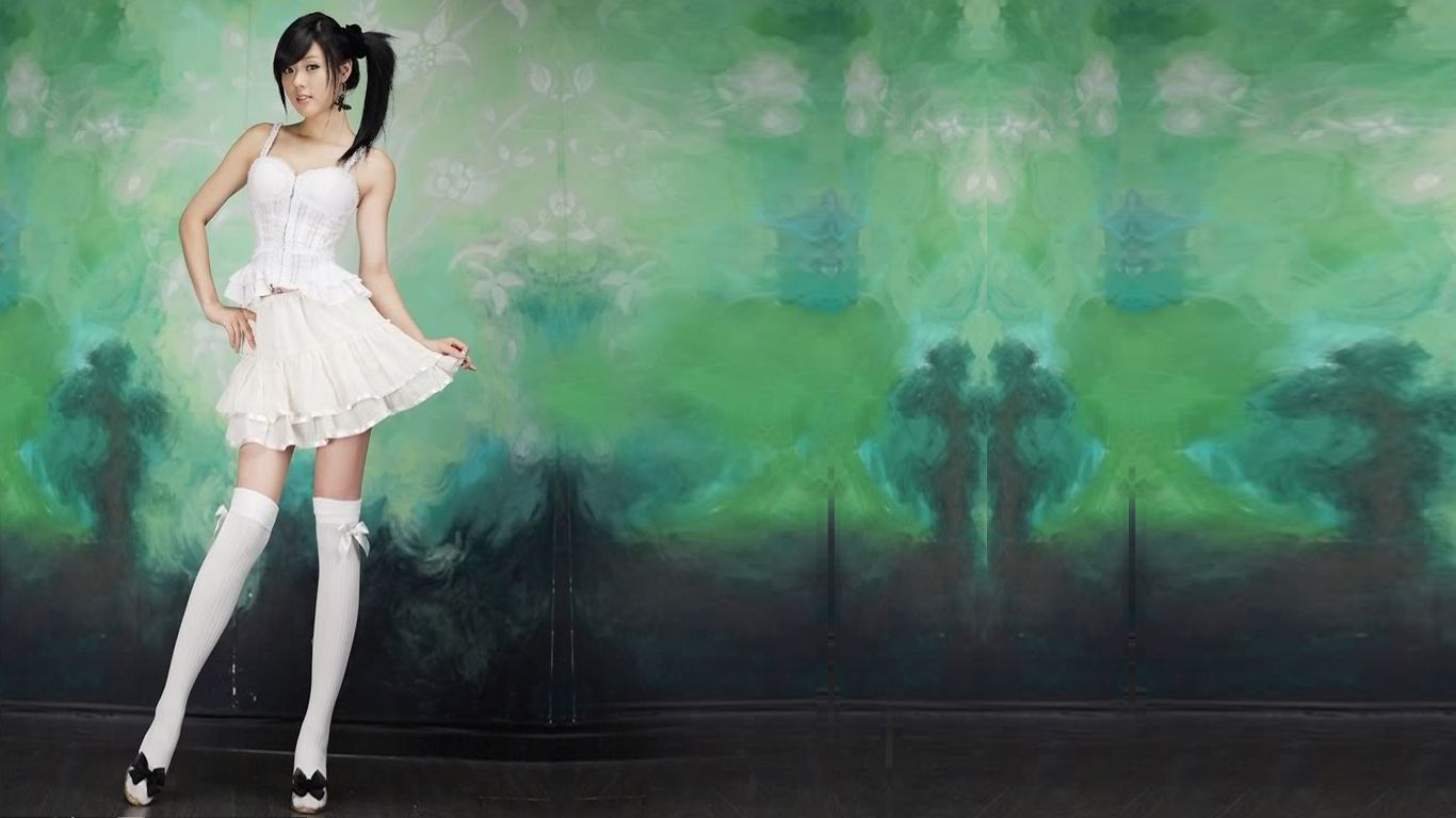 Free download Japanese Girls [1366x768] for your Desktop, Mobile