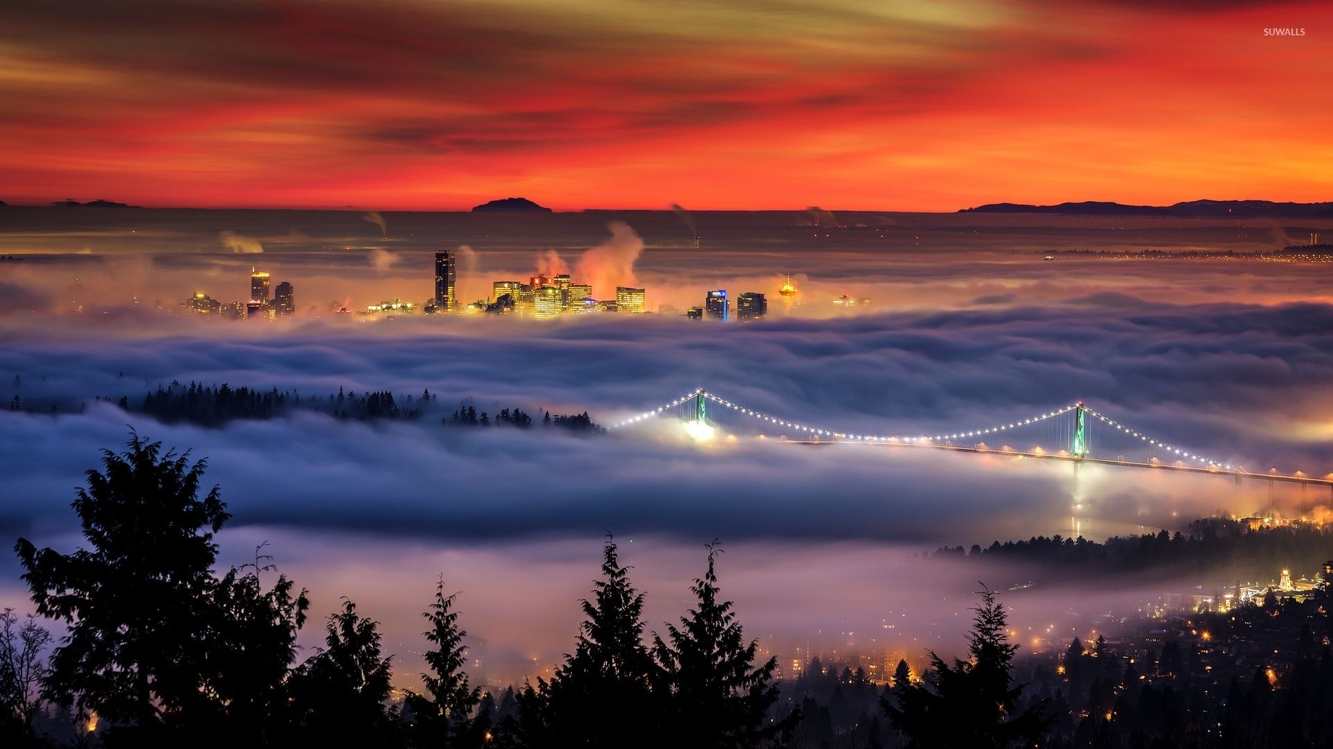 Lions Gate Bridge Wallpaper. Seasonal