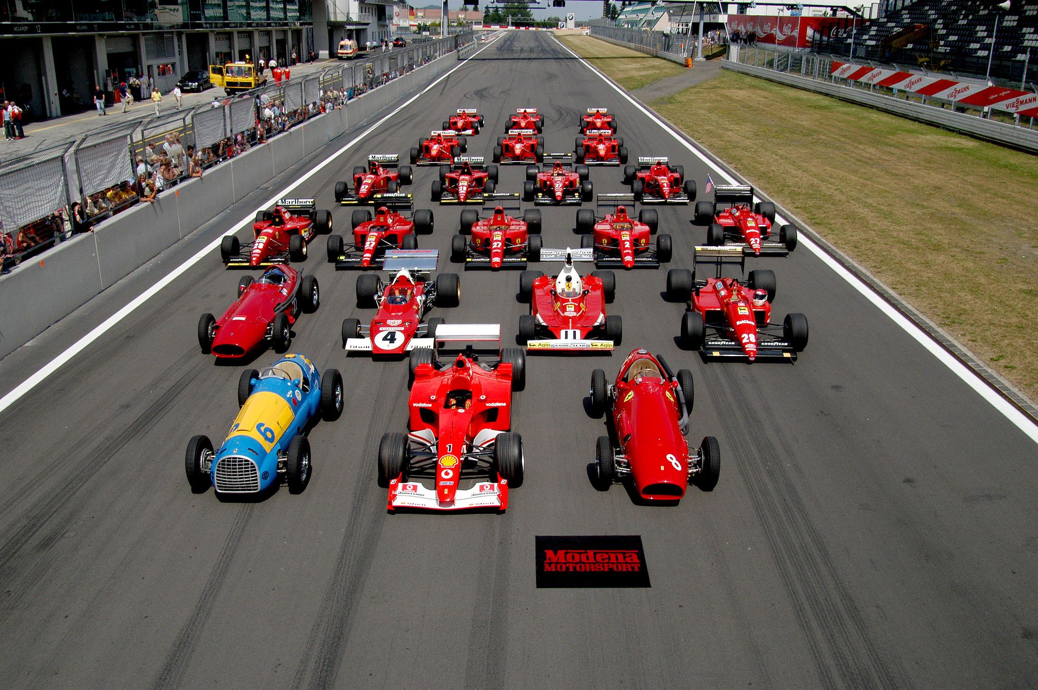 Download wallpaper: races, Formula- on, cars, desktop wallpaper