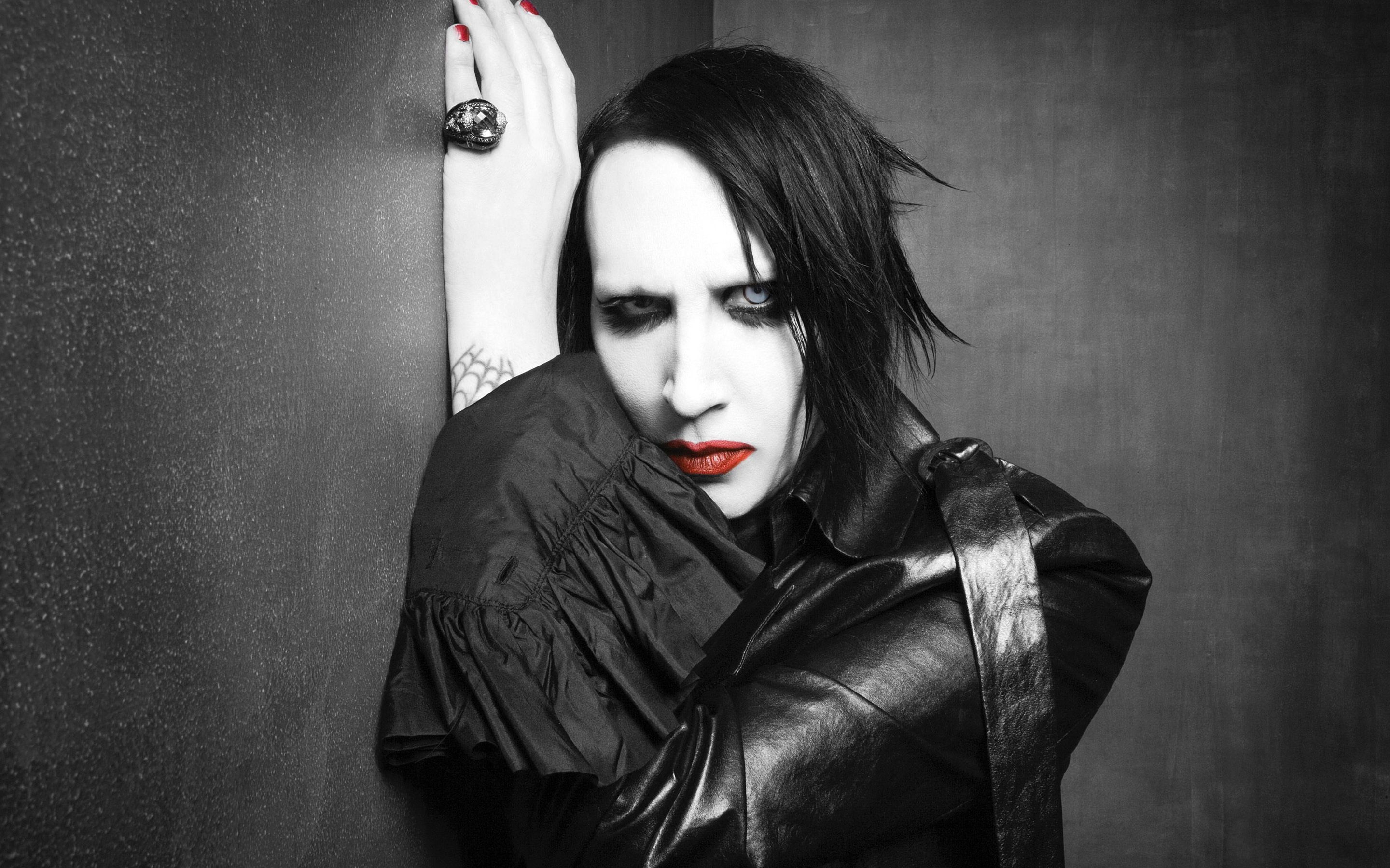 Download wallpaper Marilyn Manson, 2017, rock band, superstars