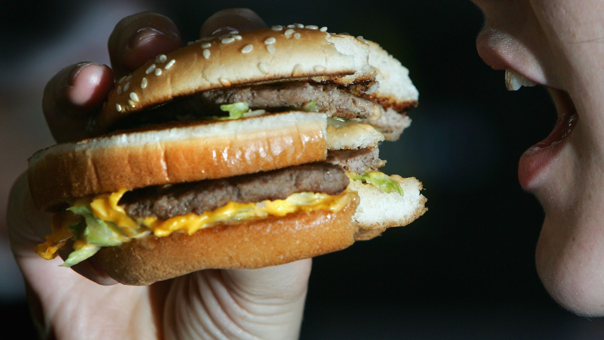 McDonald's selling 1 million Big Macs for a penny!